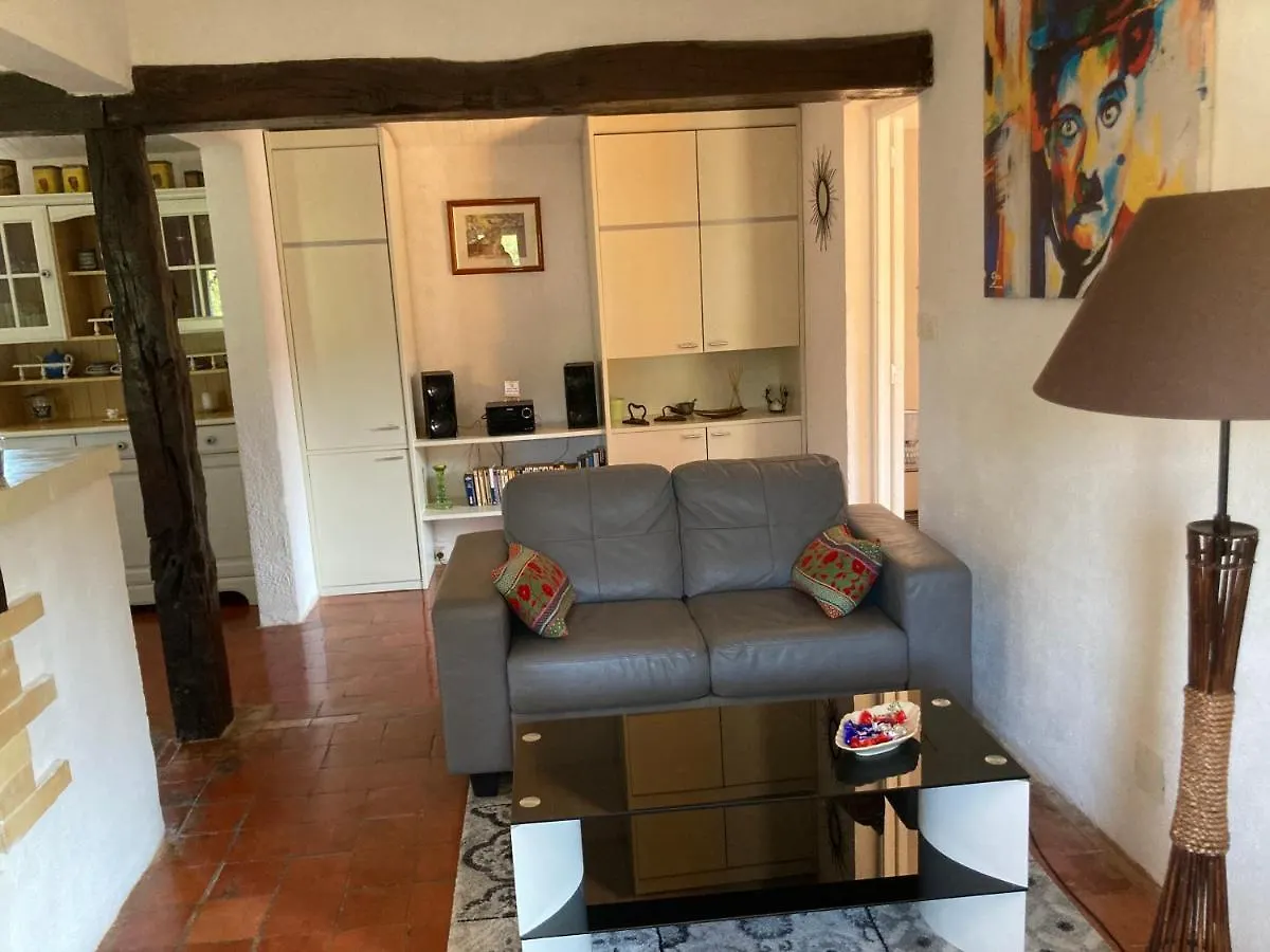 La Bastide De Mauragne - Gite Les Iris Apt Apartment